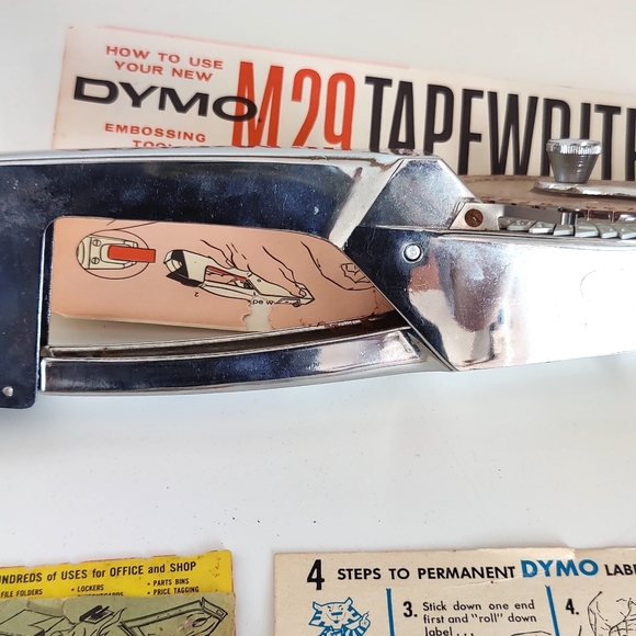 Vintage Dymo M-29 Label Maker/Tapewriter Set - Picture 4 of 7